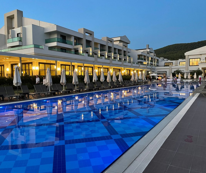 БЛЯСКАВА НОВА ГОДИНА на брега на Егейско море-КУШАДАСЪ Korumar Ephesus Beach & Spa Resort 5*