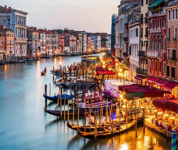 Романтика и красота ИТАЛИЯ - Венеция, Верона,Падуа,Белград и Пещерата Постойна