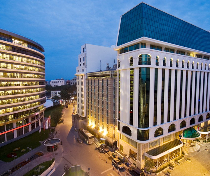 ЛУКСОЗНА НОВА ГОДИНА В ELITE WORLD ISTANBUL TAKSIM 5*